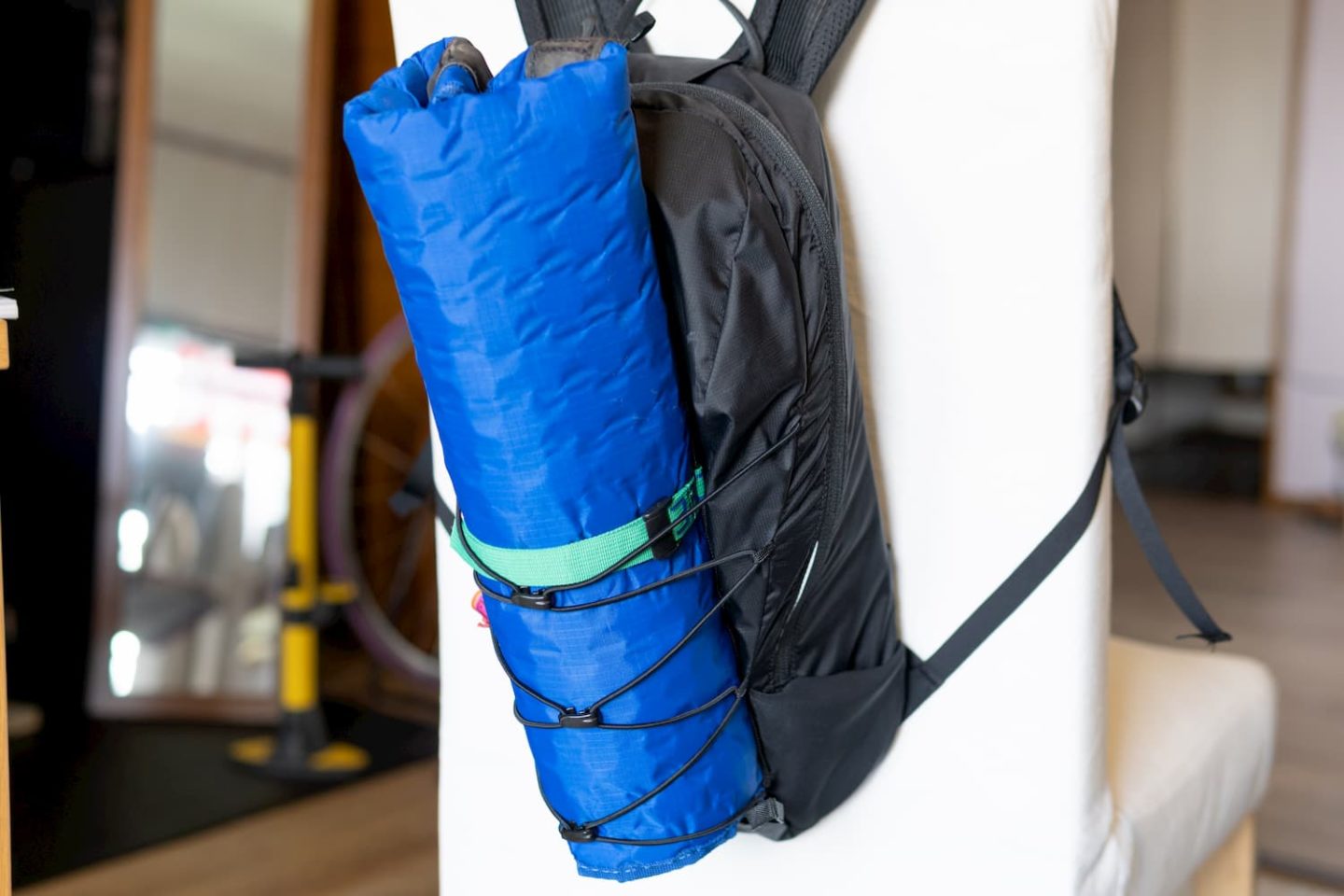 Arc'teryx エアリオス 10 バックパックにCRAZY CREEK HEX2.0を取り付け